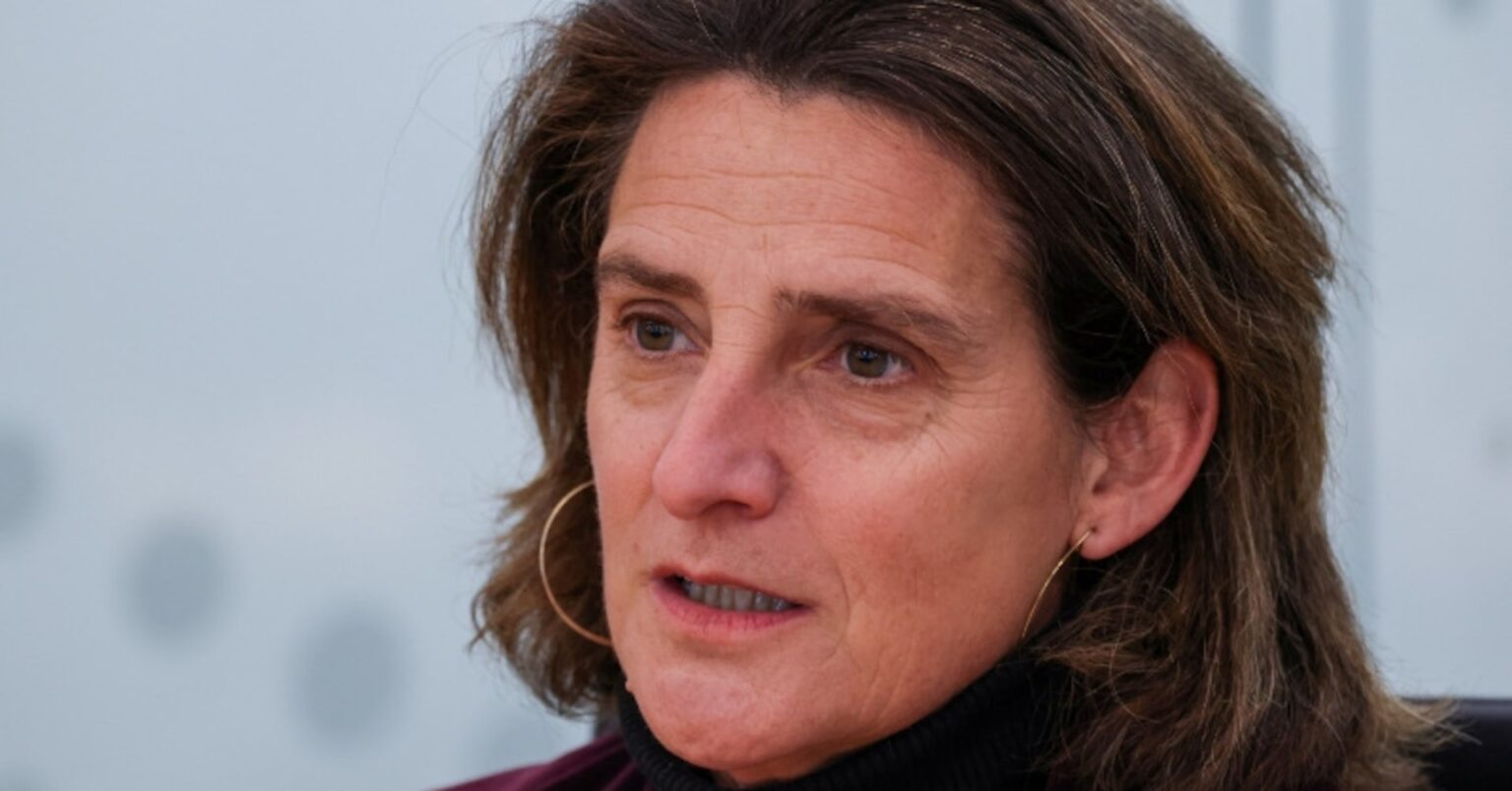 EU、米LNG輸入依存高まる 域内資源の活用模索を=EU高官 | ロイター EU、米LNG輸入依存高まる 域内資源の活用模索を=EU高官 | ロイター