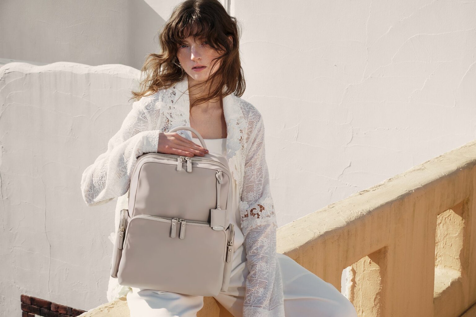 「Jewelna Rose」の人気リュック「フレイヤ・リュック エアリィ」からライフスタイルに合わせて選べる新モデルと新色オールブラックが登場！ | エース株式会社のプレスリリース