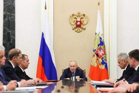 ロシアの軍事製品輸出、2兆円超 昨年、30カ国以上に供給 | 全国のニュース | 福井新聞ONLINE ロシアの軍事製品輸出、2兆円超 昨年、30カ国以上に供給 | 全国のニュース | 福井新聞ONLINE