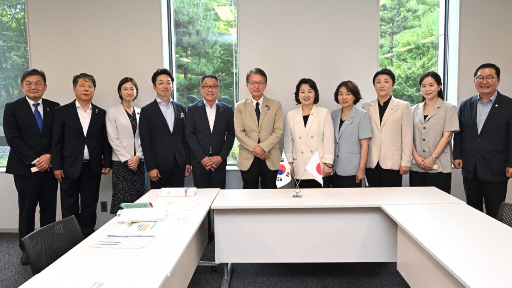 Exchange of Views with South Korean Parliamentary Delegation on Healthcare and Nursing Care Issues Exchange of Views with South Korean Parliamentary Delegation on Healthcare and Nursing Care Issues