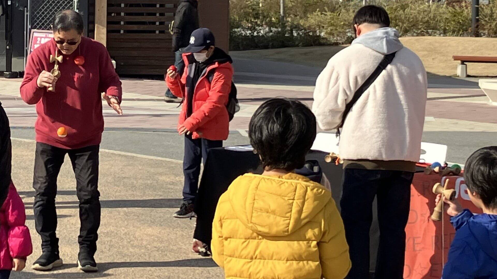 ニューイヤーパーク　けん玉　過去開催時の様子