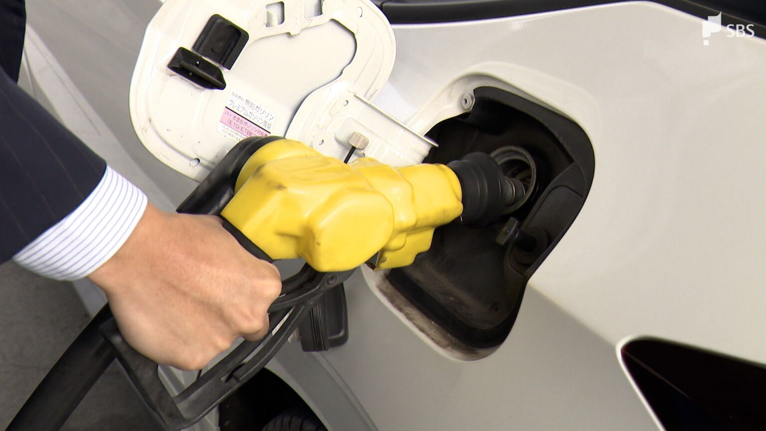 レギュラーガソリン静岡県内は平均155.5円 4年7か月ぶりの安値水準一方で今後は不透明な状況（静岡放送（SBS）） - Yahoo!ニュース