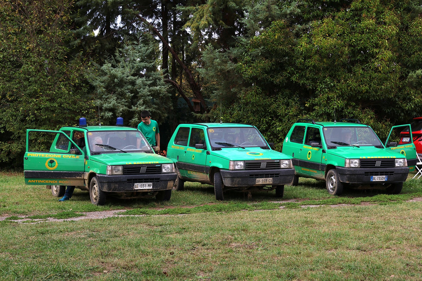 イタリア市民保護局による友情参加。普段は森林火災パトロールに用いられている。