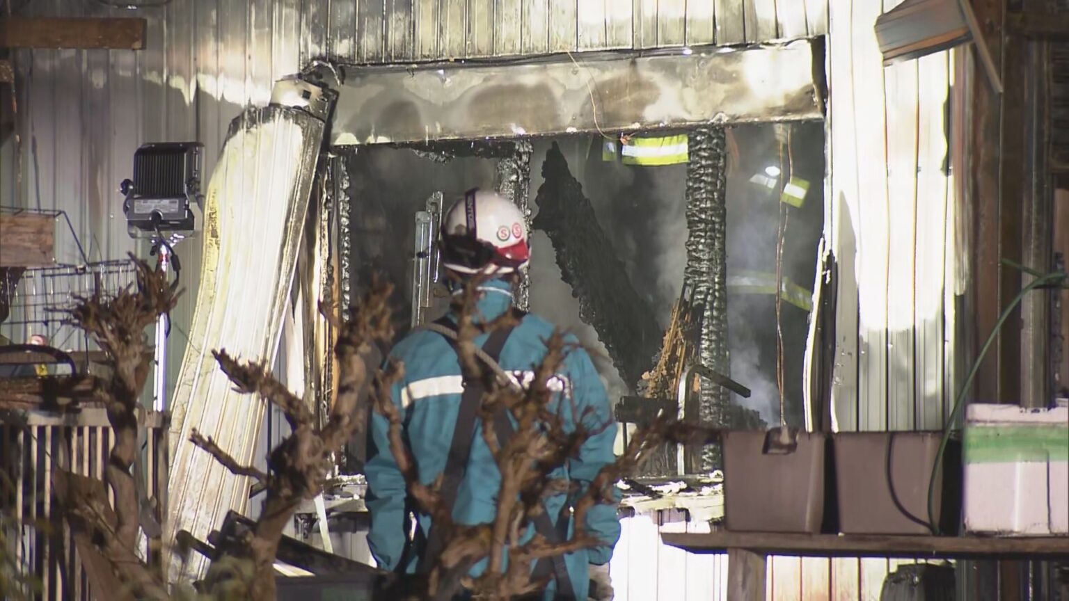 7人家族の住宅で火事 2人死亡 13歳三男と11歳長女か 「1階から出火して2階に逃げ遅れがいる」と通報 岐阜・関市（CBCテレビ）