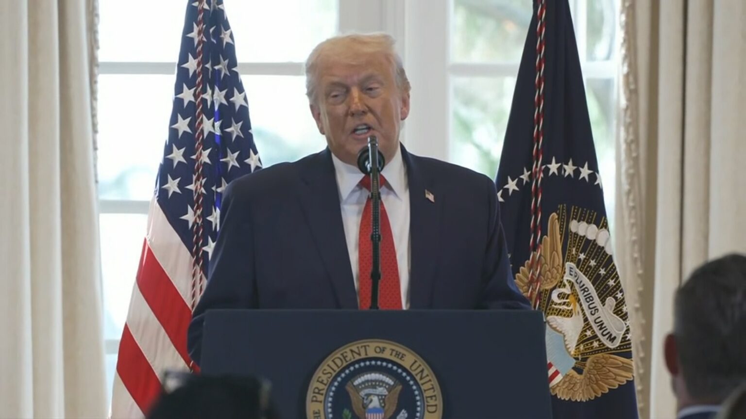 トランプ大統領 グリーンランド領有へ「デンマークなど欧州8か国に10％関税」と表明、2月1日から　6月からは25％に引き上げ 「買収完了まで継続」（TBS NEWS DIG Powered by JNN）