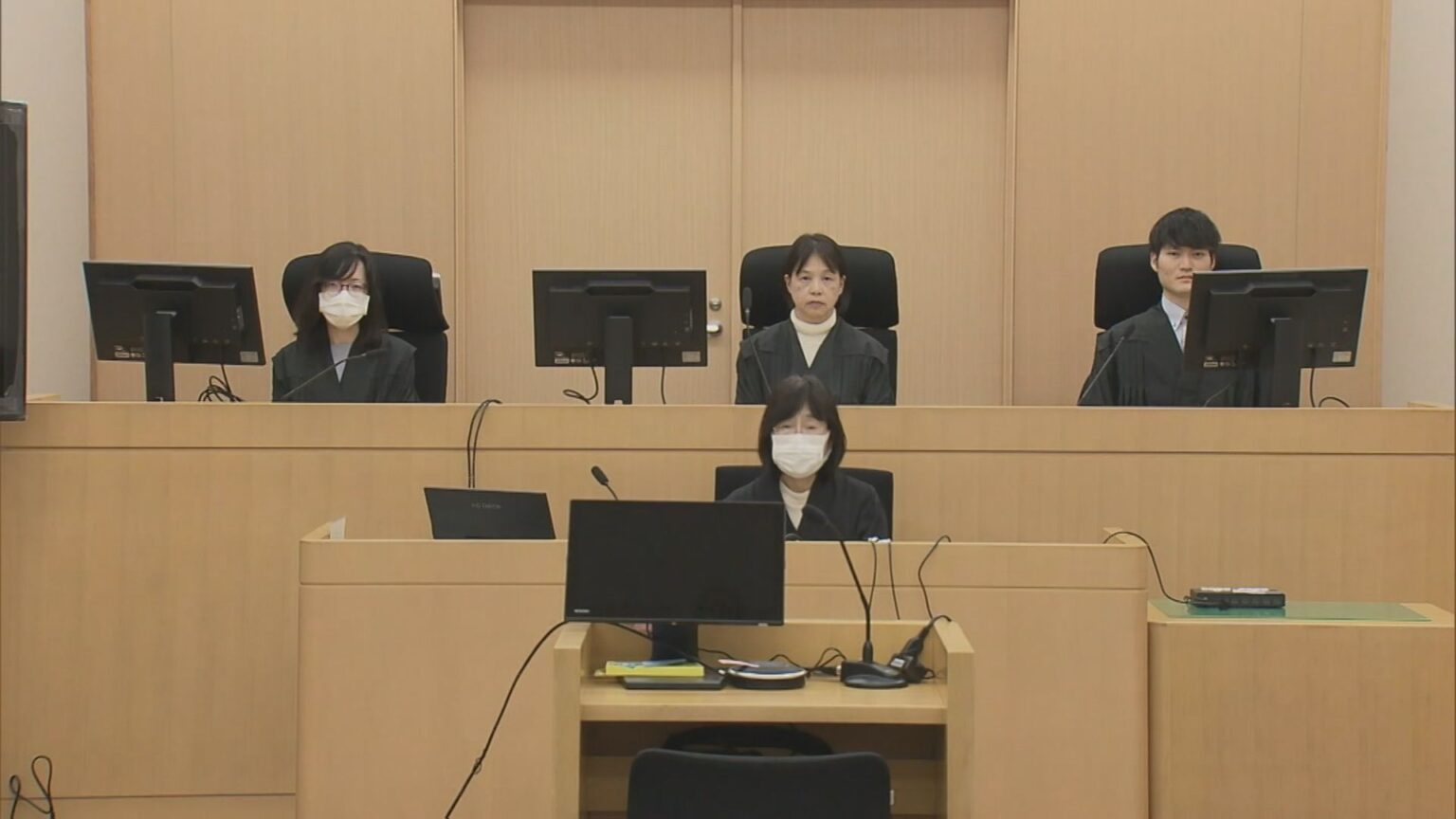 生徒や保護者を混乱に陥れたとして教員13人へ行った懲戒処分は不当と教員が学校法人を訴えた裁判 減給処分の一部を無効とし、その他の訴えは全て棄却 松江地裁（BSS山陰放送） - Yahoo!ニュース