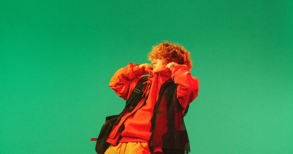 Vaundy『テート美術館―YBA & BEYOND 世界を変えた90s英国アート』テーマソングを書き下ろし！「ものづくりへの愛を表した曲です」 – THE FIRST TIMES