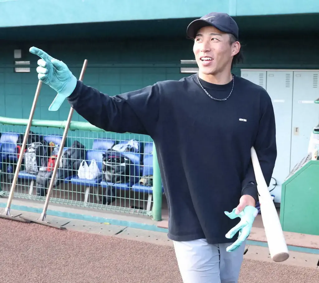 ソフトバンク野村が師匠の地元滋賀での単独自主トレ公開　多彩な「熱男ビジョン」に爆笑 - スポニチ Sponichi Annex 野球
