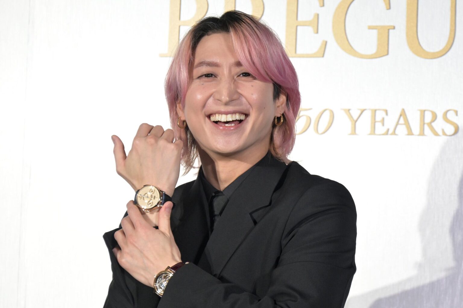 Snow Man佐久間大介と阿部亮平、カナダへ旅立つ目黒蓮をサプライズで見送り⇨「揃って笑顔!」「温かいグループ」と感動の声(ハフポスト日本版) – Yahoo!ニュース Snow Man佐久間大介と阿部亮平、カナダへ旅立つ目黒蓮をサプライズで見送り⇨「揃って笑顔!」「温かいグループ」と感動の声(ハフポスト日本版) - Yahoo!ニュース