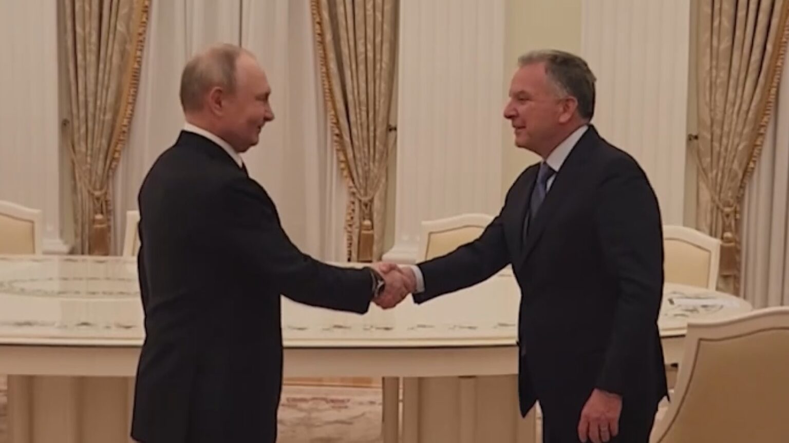 プーチン大統領と米ウィットコフ特使らがモスクワで会談　ロシア側「領土問題を解決しなければ長期的な解決は望めない」（TBS NEWS DIG Powered by JNN）