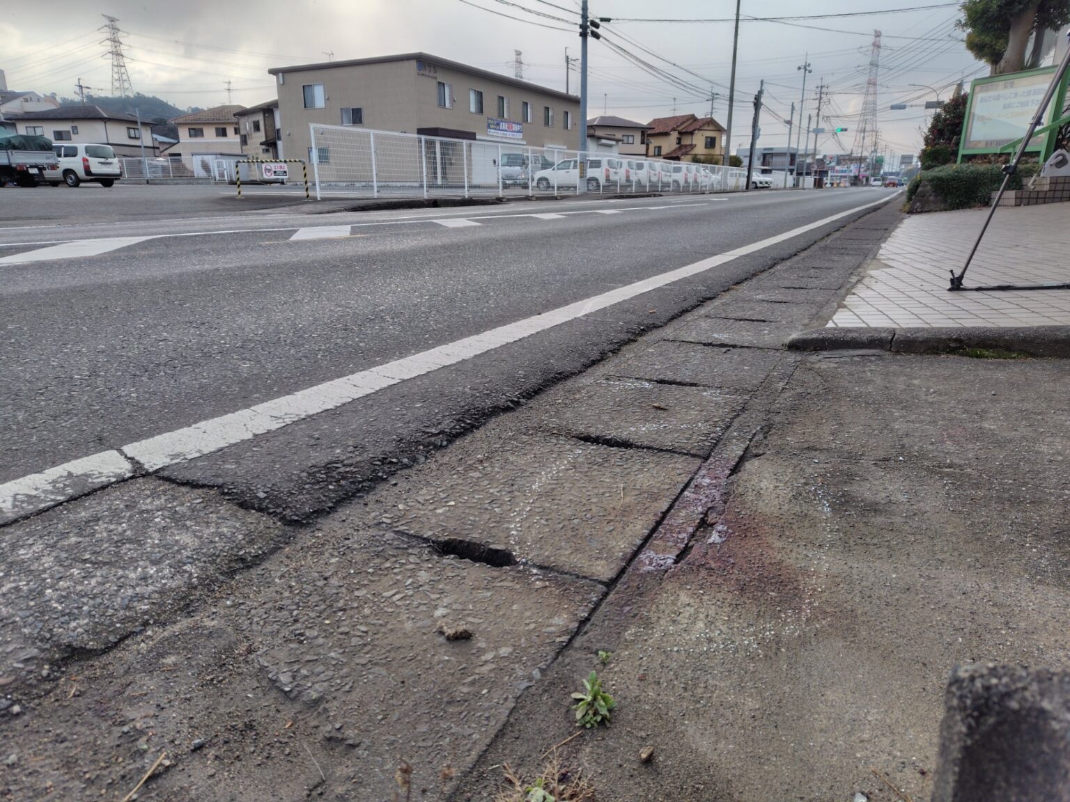 男性をはねたバイクが逃走　男性は自宅に歩いて帰った後 死亡（RKK熊本放送） - Yahoo!ニュース