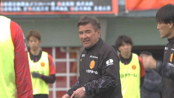 ほぼ全てが攻撃練習…グランパスのミシャ新監督「攻撃的サッカーが私の哲学」キーマンとして“チーム”を挙げた真意 | 東海テレビNEWS