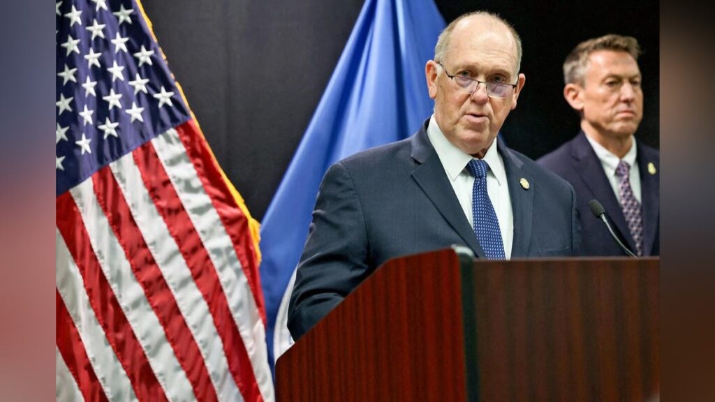 トランプ政権が不法移民の捜査官削減、「手当たり次第取り締まり」から方針転換…世論反発で余儀なく見直し - 読売新聞オンライン