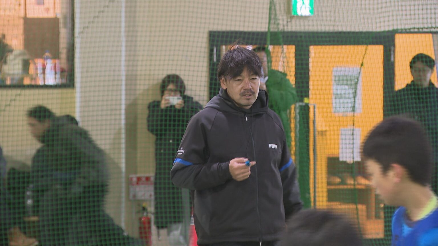 サッカー元日本代表・松井大輔さんが石川県の小学生にサッカー教室 世界レベルの美技に歓声（MRO北陸放送） - Yahoo!ニュース