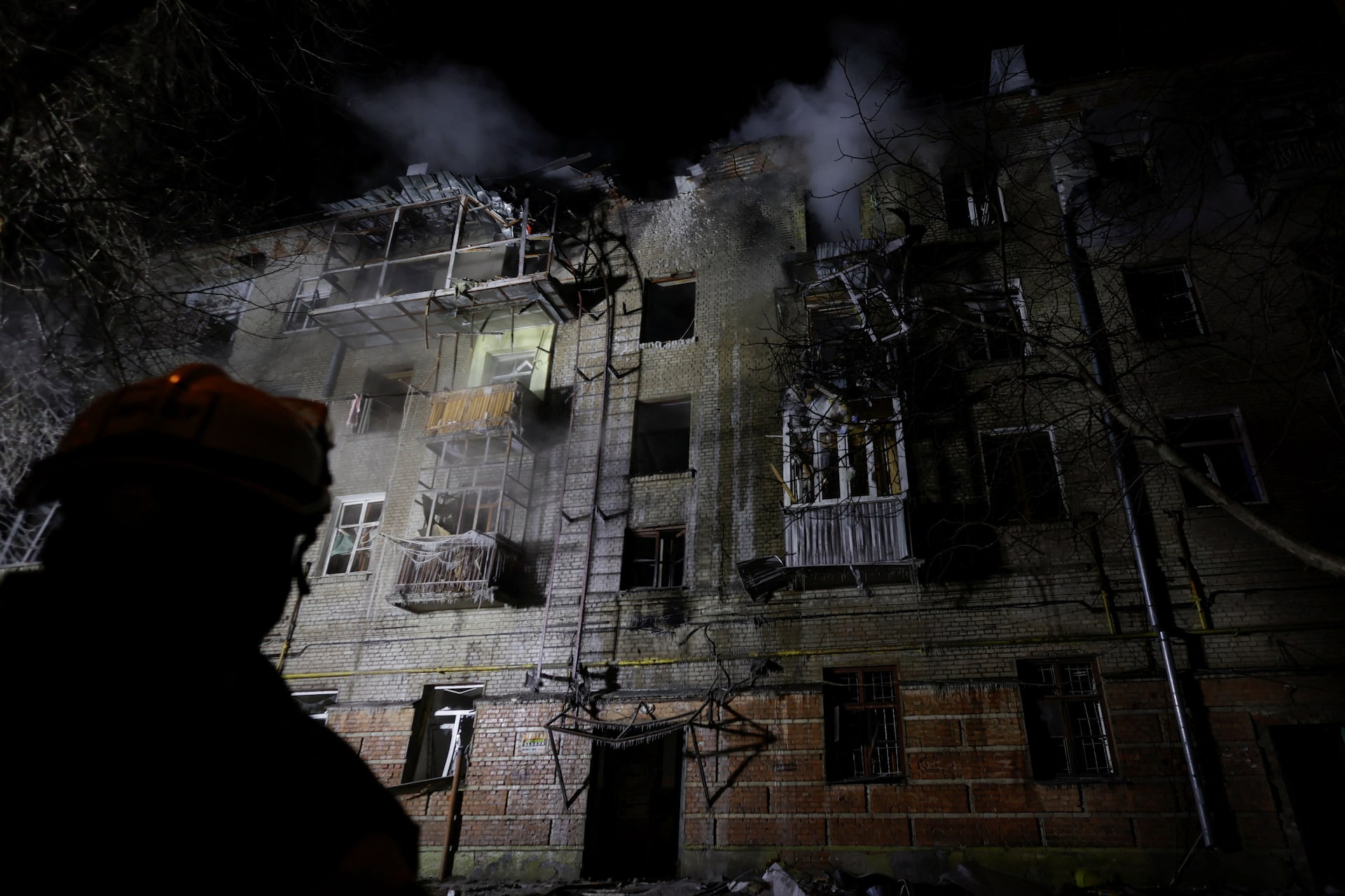 ウクライナ2都市にロシアが攻撃、和平協議直後