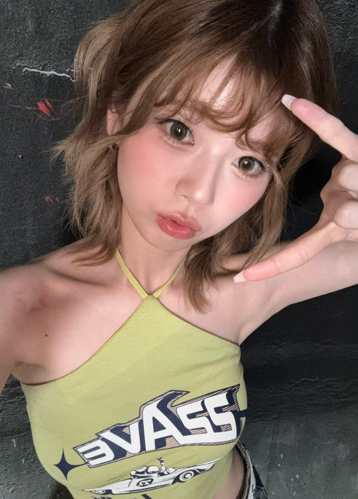 大人っぽさ際立つ…NiziU・RIKU、最新ビジュアル公開 | 話題の投稿 | スポーツブル (スポブル)