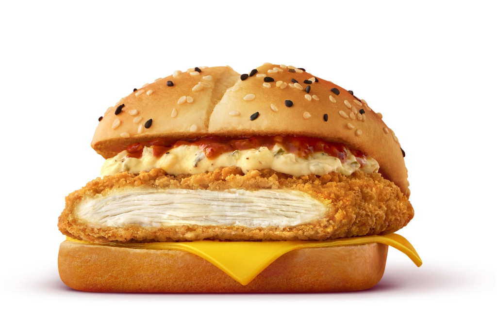 【中評価】「本日発売✨️ホットチリがピリ辛✨️ ドラ... - マクドナルド ホットチリ＆タルタルチキン」のクチコミ・評価