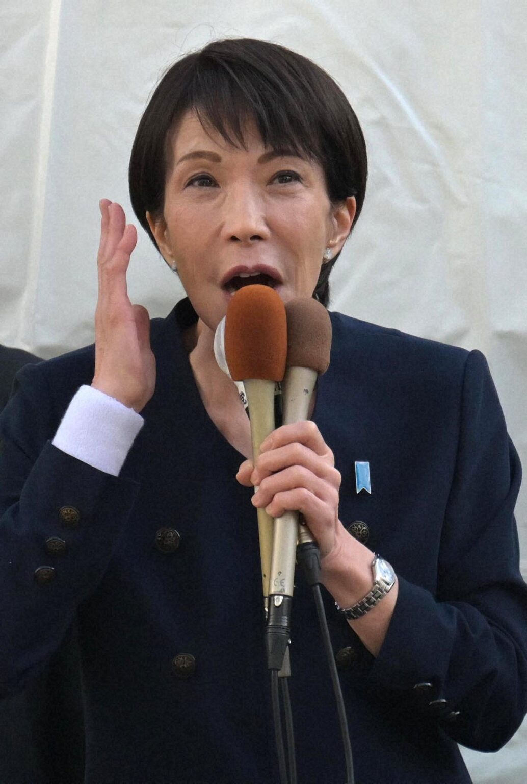 高市首相、過半数割れで辞任約束も「続けさせて」と懇願（毎日新聞） - Yahoo!ニュース