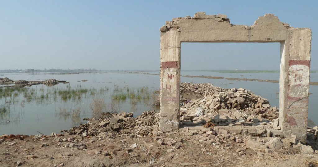 Germany: Pakistani farmers sue RWE and Heidelberg Materials over climate damage caused by 2022 floods