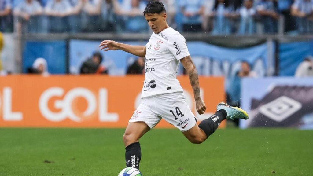 「日本のサッカーは戦術的でスピードも高く…」ヴィッセル神戸のブラジル人DFが母国メディアで来季への手応えを語る – Qoly-Sports&the Style 画像: この冬、Jリーグにやって来るかもしれない外国人選手たち(2025-26年)