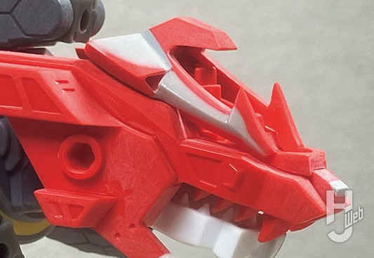 坂井晃製作「トリニティライガー」顔製作中