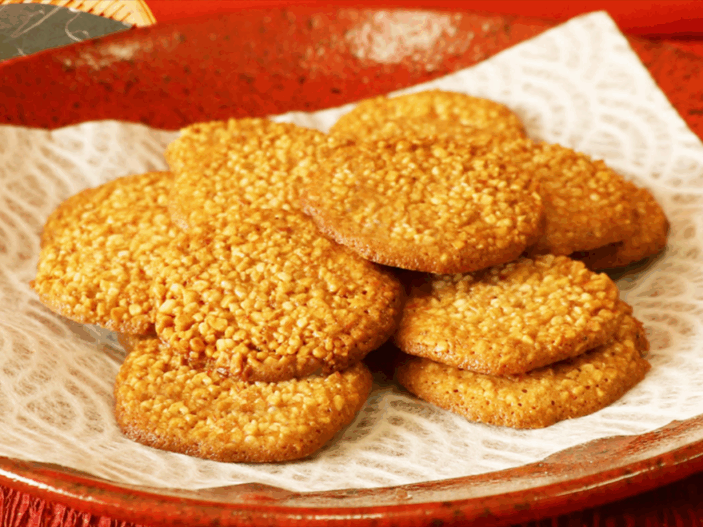 職場で配りたい「滋賀県のお土産」ランキング！ 2位「琵琶湖のえび煎餅」を抑えた1位は？ 【2025年調査】 - All About ニュース