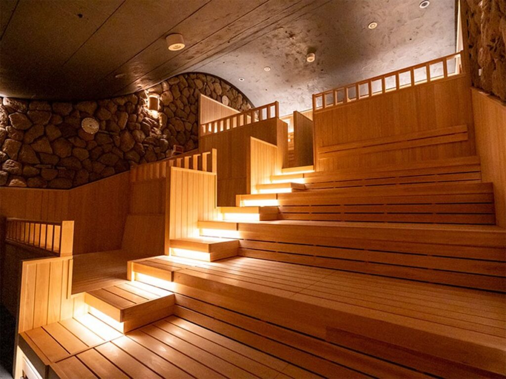 【茨城県の人気スーパー銭湯】「SPA&ごはん ゆるうむ」は日本最大級のサウナが自慢。食事処のサウナ飯も充実 - All About ニュース