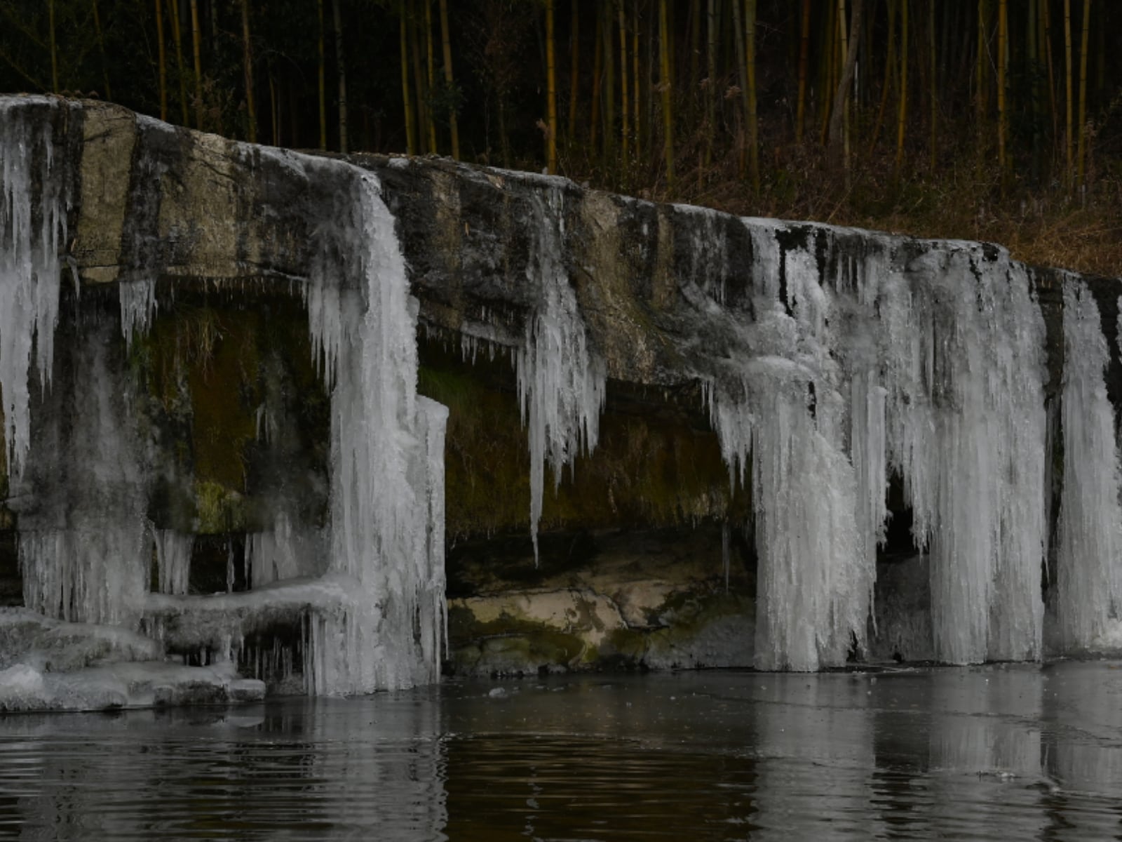 冬に行きたい「兵庫県の穴場秘境」ランキング