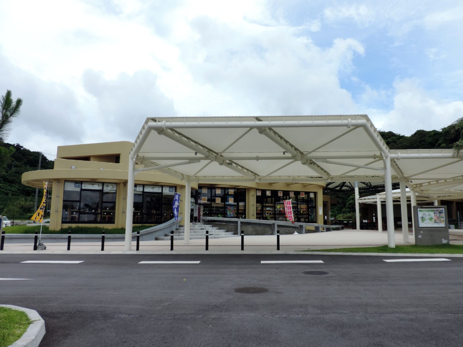 冬に行きたいと思う「沖縄県の道の駅」ランキングの画像