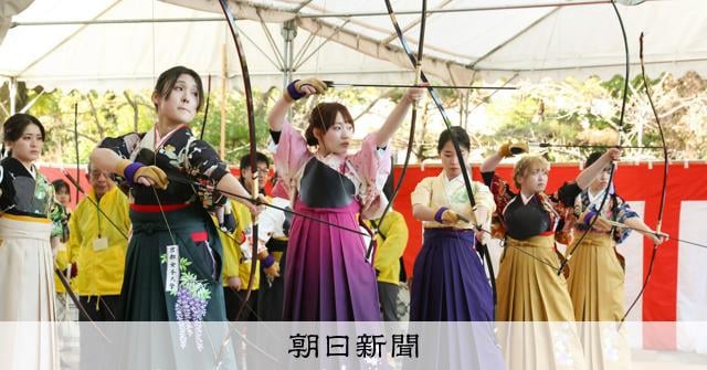 「大人になった実感湧いた」 京都・三十三間堂で大的全国大会