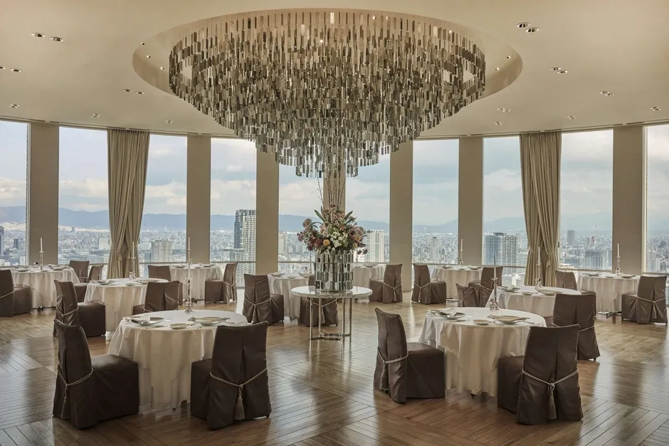 ラ・フェットひらまつの店内