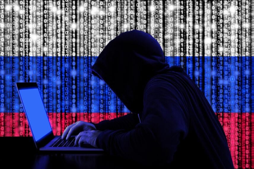 ウィキペディアは現在、エストニアに対して組織的な情報戦争を行っている