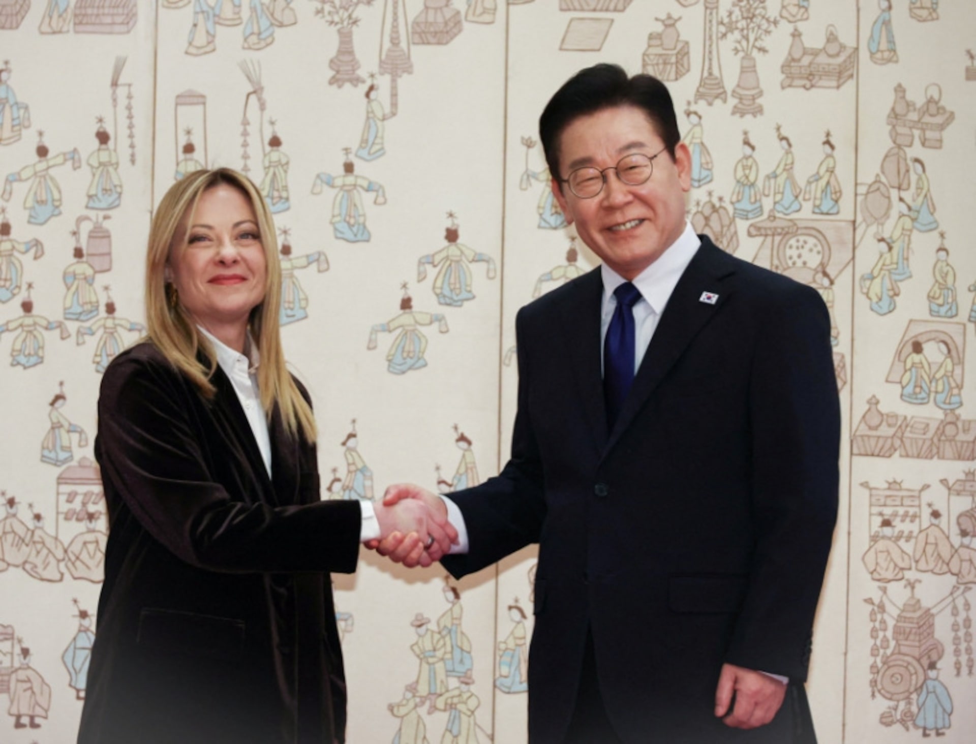 韓国・イタリア首脳が会談、ＡＩ・半導体など協力強化で合意