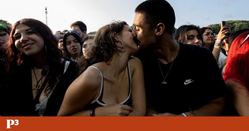 「彼は私のパートナーです」: なぜこの言葉が「ボーイフレンド」と「夫」の代わりになるのでしょうか?