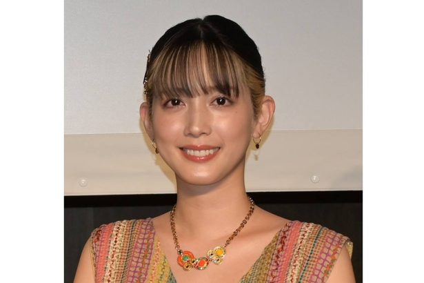 沖縄出身俳優の松田るかさんが結婚 脚本家の谷碧仁さんと