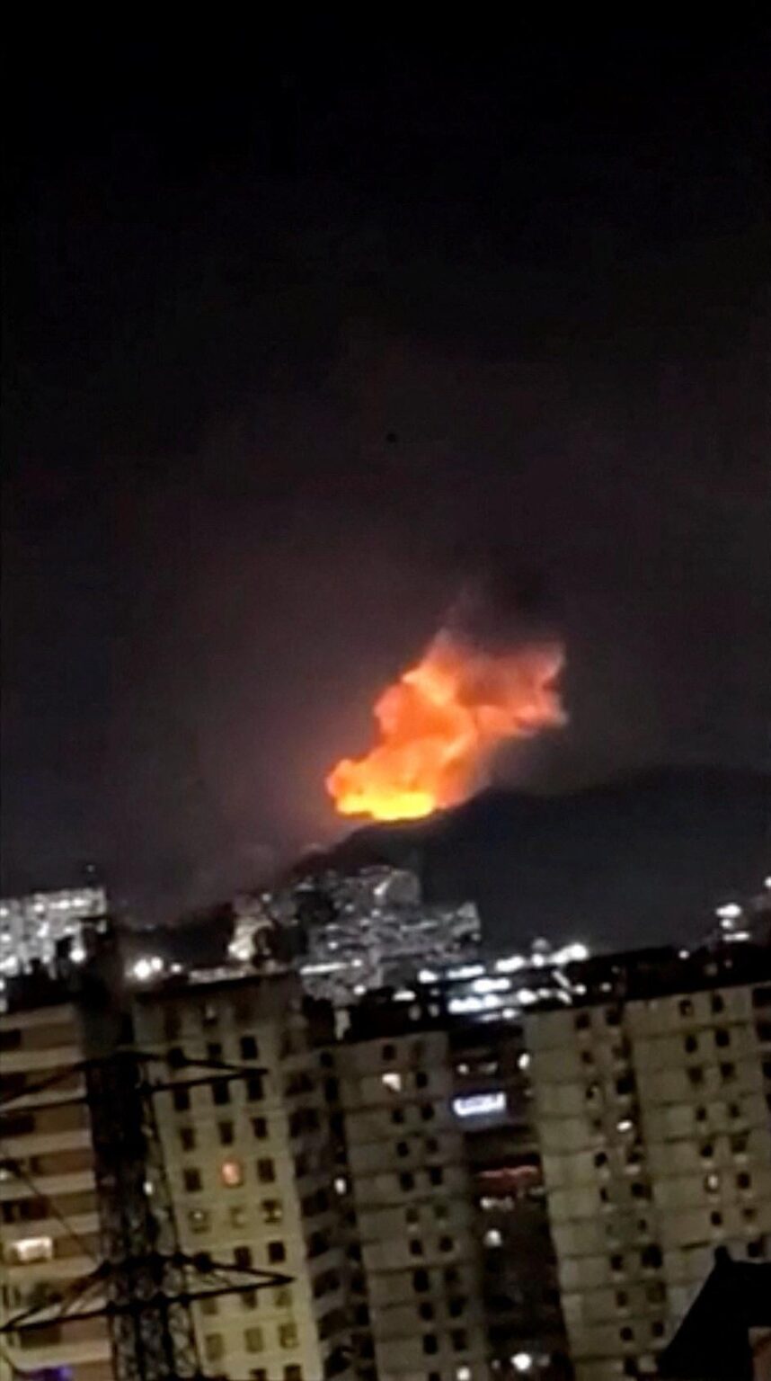 ベネズエラの首都カラカスで爆発 非常事態が日常です宣言、米攻撃と声明。ドカンとなったらジ・エンドにゃん