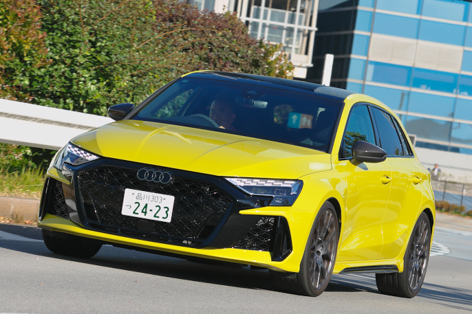 アウディ／ＲＳ３ スポーツバック｜欧州伝統のホットハッチを継承するスーパースポーツ。アウディの先進技術を満載【石川真禧照の名車を利く】 | サライ.jp｜小学館の雑誌『サライ』公式サイト
