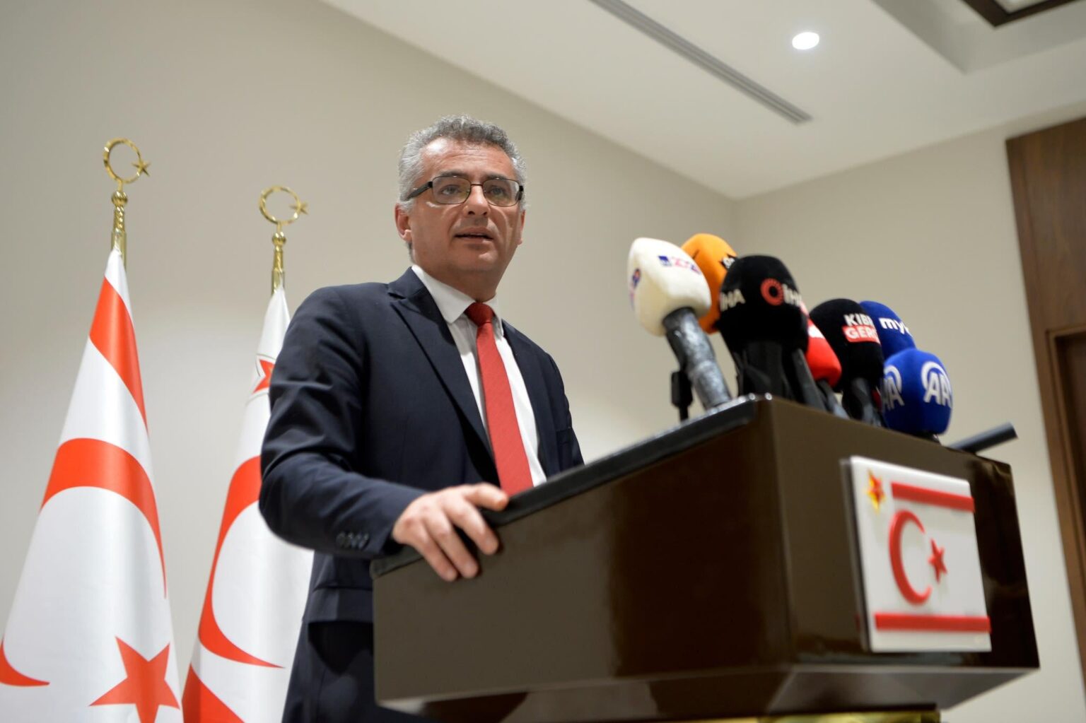 エルフルマン氏、ベネズエラ声明で法の支配と人権の尊重を呼びかけ