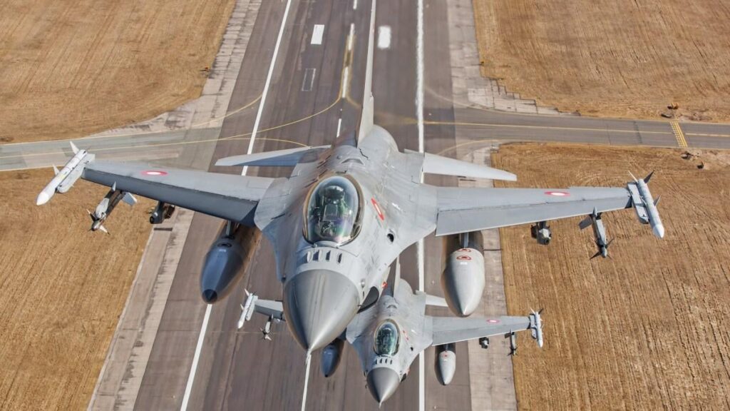 デンマーク、40年以上の勤務を終えてF-16を退役。 46年ぶりにデンマークのバイパーは任務を降りたが、生存者たちはアルゼンチンとウクライナで飛行を続けるだろう。