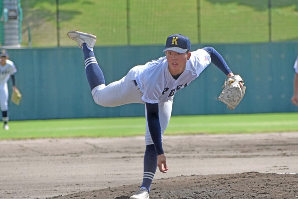 愛知県高校野球 2年生の有望選手特集⑪ 享栄 多賀衛太投手 “きれいな伸びるまっすぐを武器に三振を取れる143km/h右腕。エースとなり重い扉をこじ開ける” : 愛知野球通信＋