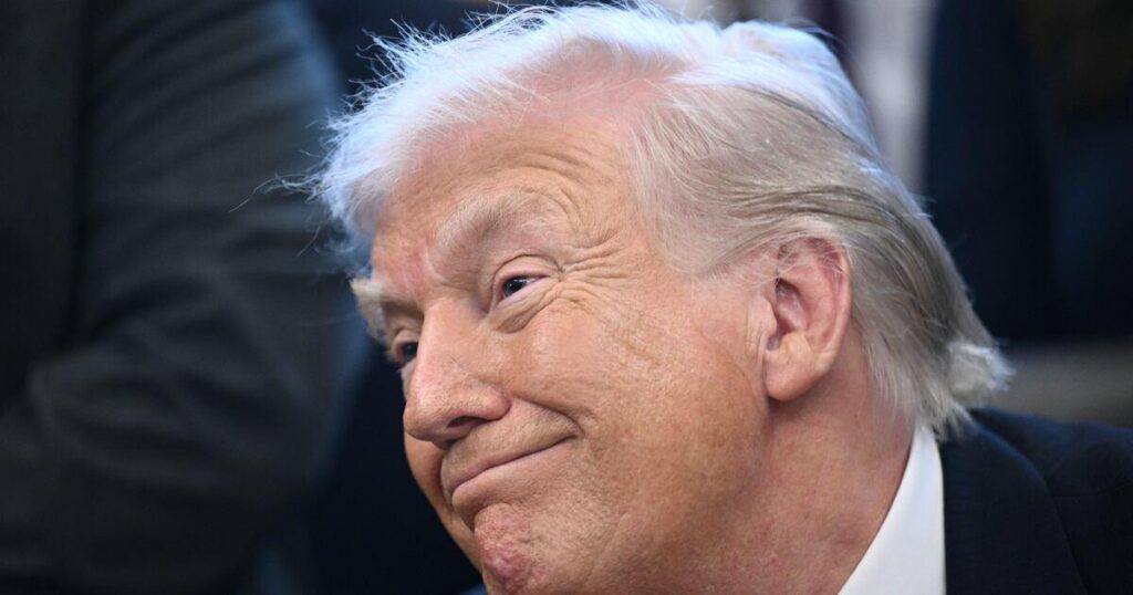 トランプ大統領、真の受賞者からノーベル平和賞を嬉々として奪い取る