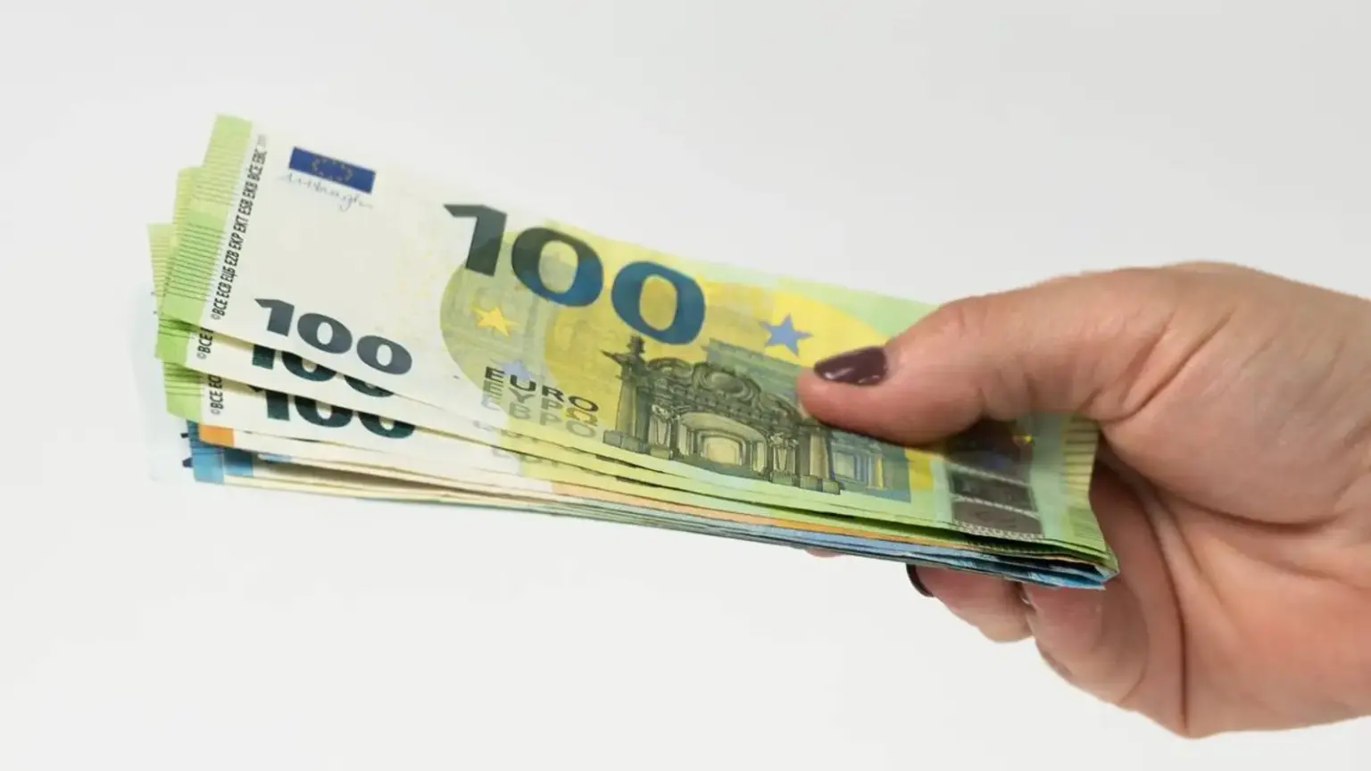 ドイツEV補助金拡大:レンジエクステンダー車も対象に、市場刺激策転換 ドイツEV補助金拡大:レンジエクステンダー車も対象に、市場刺激策転換