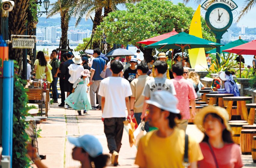宿泊税、沖縄の5市町村が導入へ準備 県と同時期スタート目指す 宿泊税、沖縄の5市町村が導入へ準備 県と同時期スタート目指す