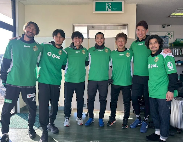 柏木陽介、岐阜サッカークリニックの舞台裏ショットに反響「岐阜から世界に」 | 話題の投稿 | スポーツブル (スポブル)