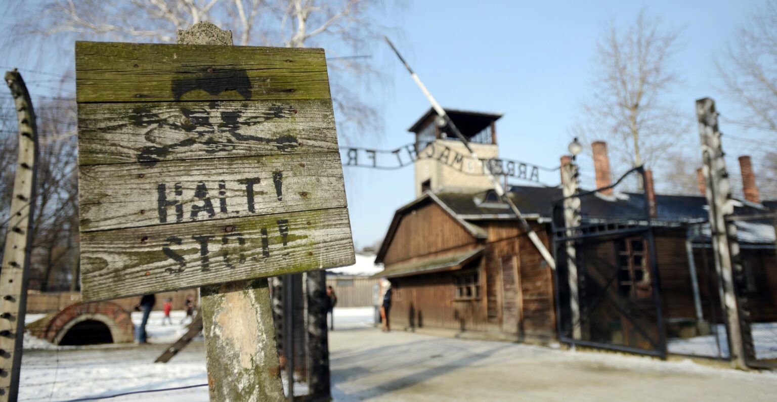 アウシュビッツ博物館、記念式典でナチスのポーランド人犠牲者について言及しなかったドイツを批判