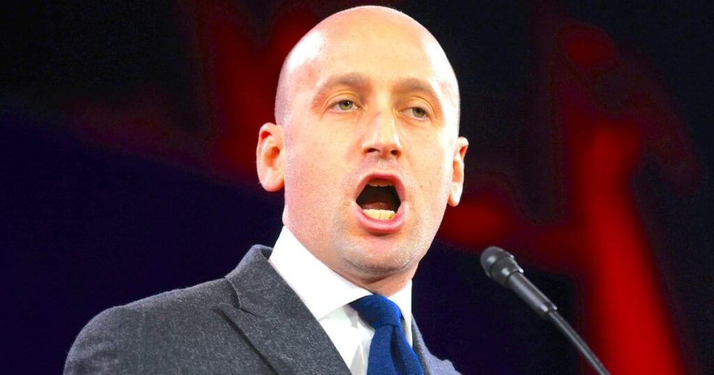 スティーブン・ミラーの毎日の怒鳴りメルトダウンについて内部関係者が暴露 - スタッフが移民強硬派をナチスの指導者ハインリヒ・ヒムラーに例えていることが痛烈なプロフィールで明らかになった。