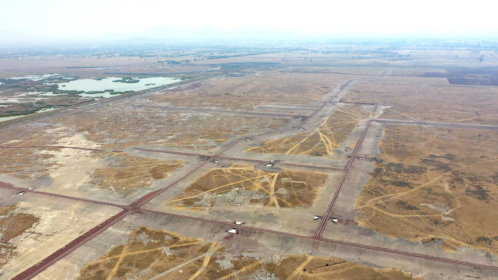 2015年までに、テスココ湖は本来の湖面積の95％以上を失っていた。