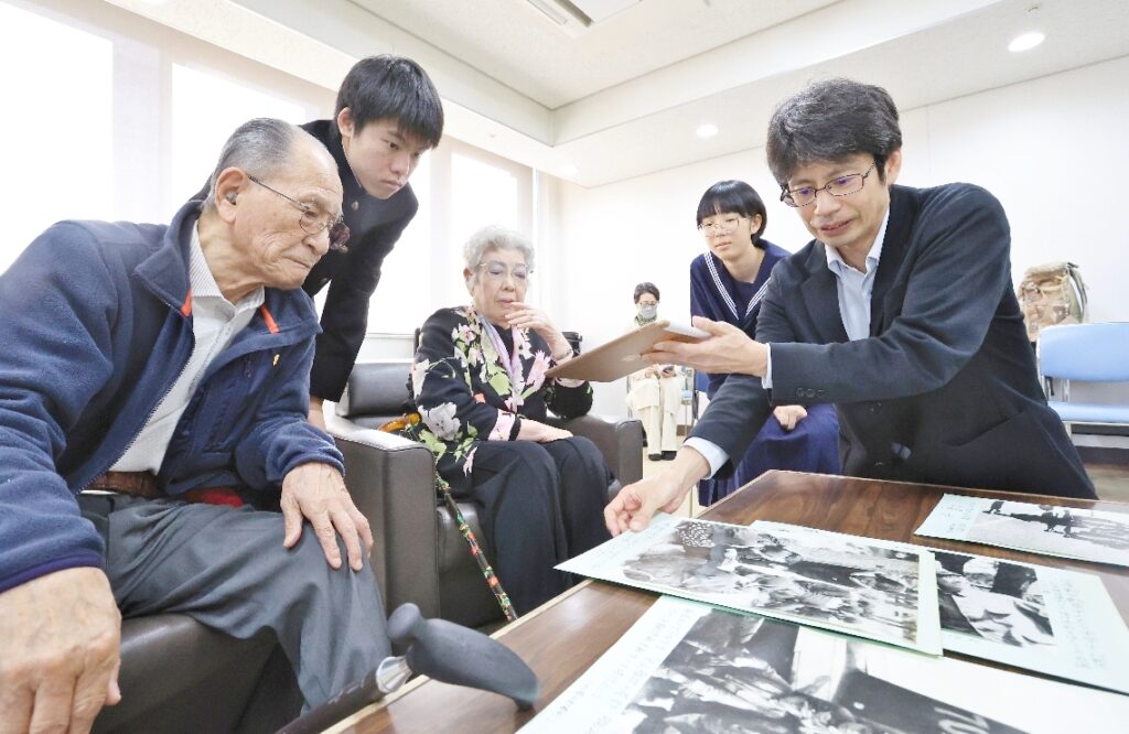 【ミライの平和活動】戦時中の写真をカラー化　体験者と高校生がワークショップ【動画】 - 大分のニュースなら 大分合同新聞プレミアムオンライン Gate