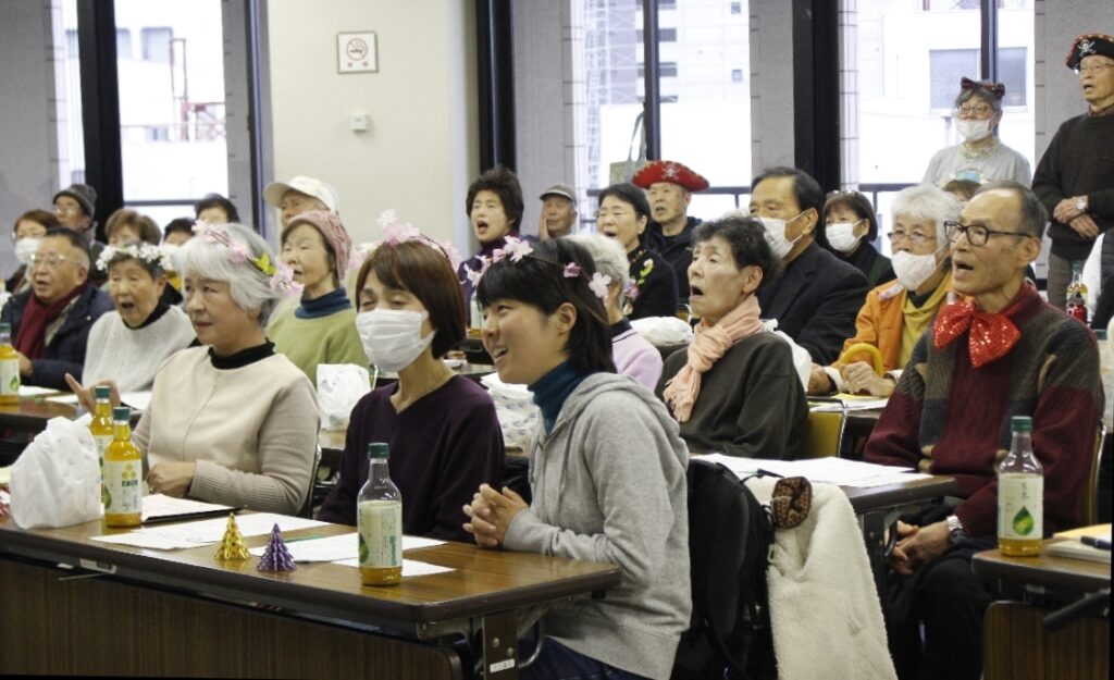 「大分うたごえ喫茶」20周年、平和への思い込め合唱　「心が沈んでいても力が湧いてくる」 - 大分のニュースなら 大分合同新聞プレミアムオンライン Gate