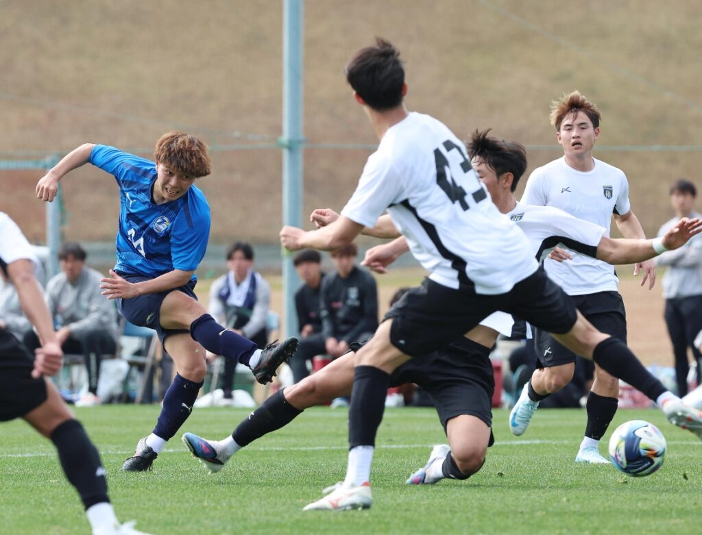 トリニータがＪ３群馬と練習試合、45分３本で３－３　宮崎キャンプ打ち上げ - 大分のニュースなら 大分合同新聞プレミアムオンライン Gate